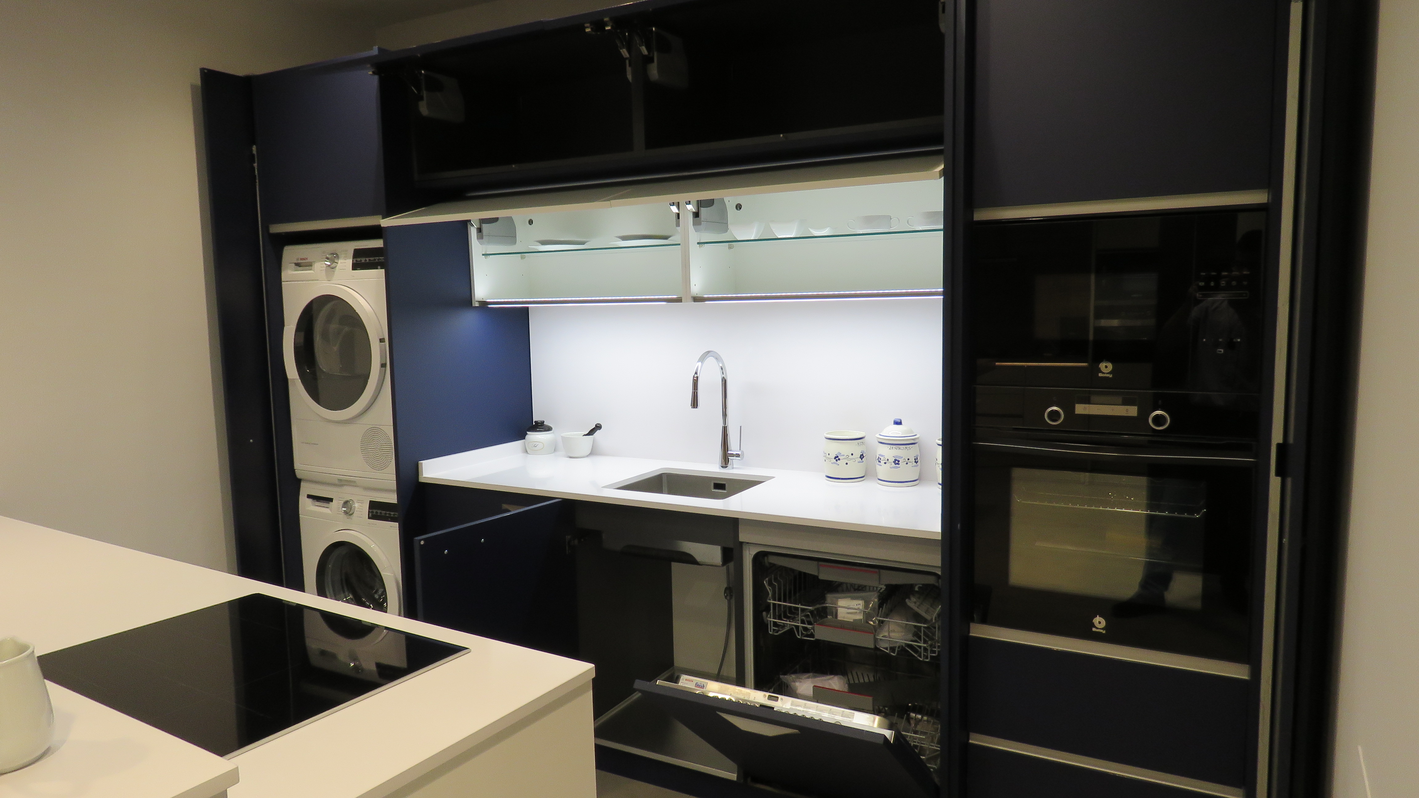 Electrodomésticos en la cocina: ¿integrados o vistos?